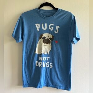 Gemma Correll Pugs Not Drugs Graphic T-Shirt Unisex S